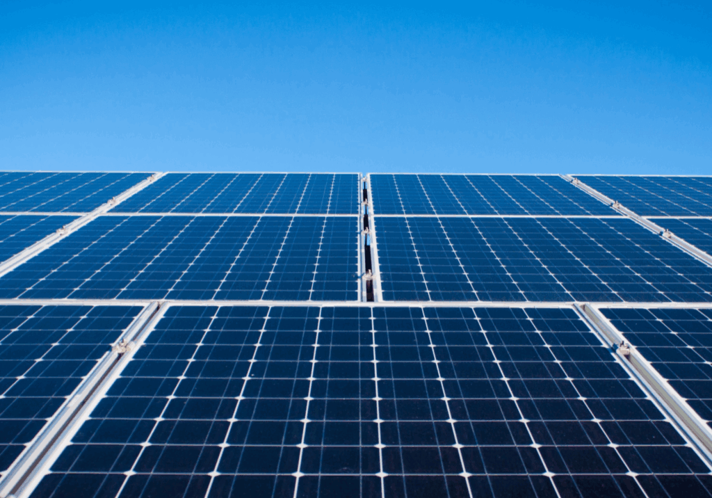 Solar panels SERV Solar Victoria